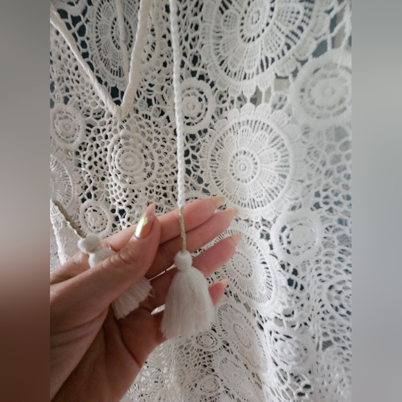 NWOT Abercrombie and Fitch crochet cover up/top size xs-s - Picture 7 of 9